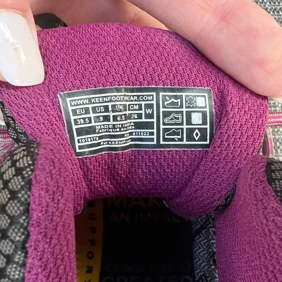 Keen Women's Targhee 3 Leather Waterproof Mid Height Hiking Boots Size 9 - Picture 7 of 7